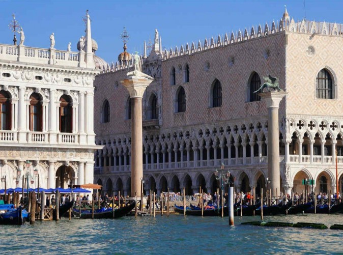 083_Venedig - Markusplatz - Schoene Aussichten Touristik - pixabay